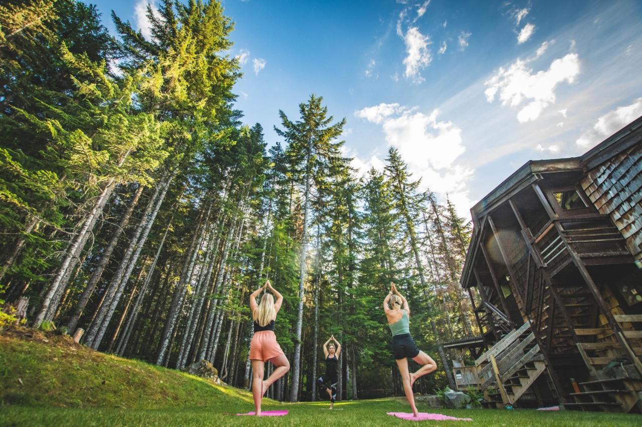 Ubc Whistler Lodge Buitenkant foto