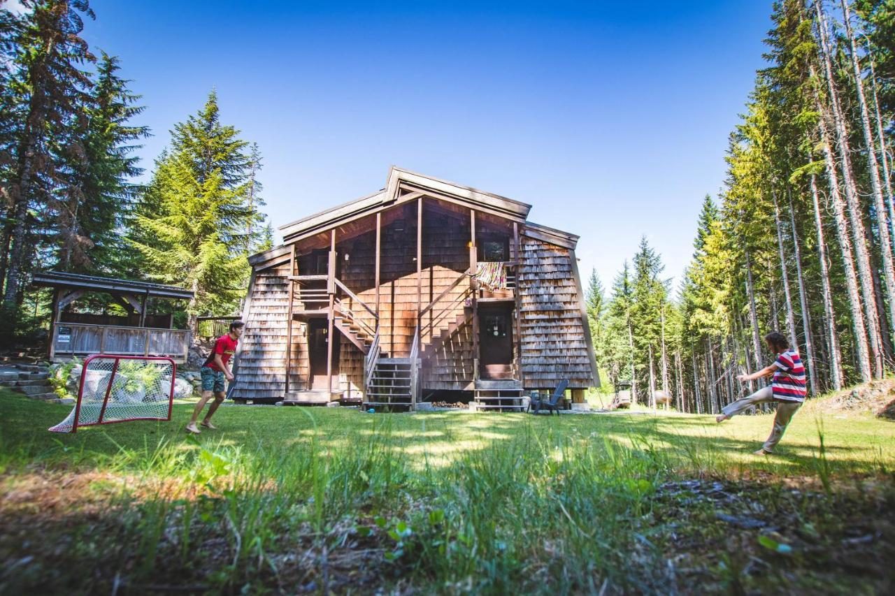 Ubc Whistler Lodge Buitenkant foto