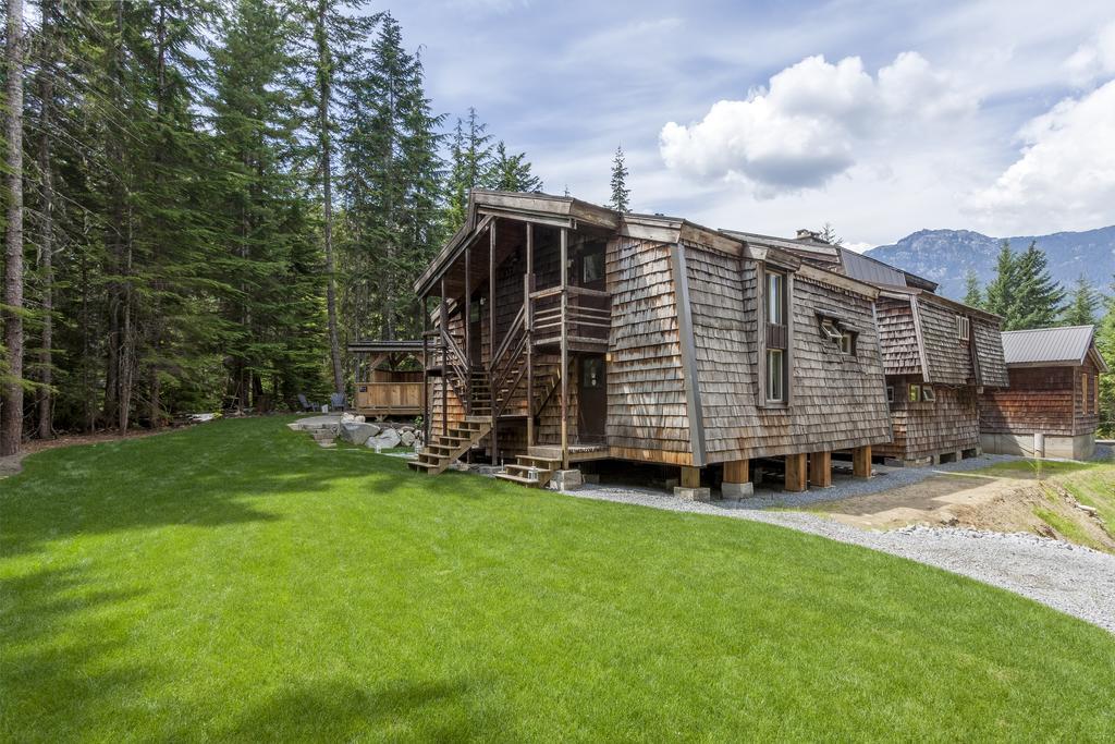 Ubc Whistler Lodge Buitenkant foto