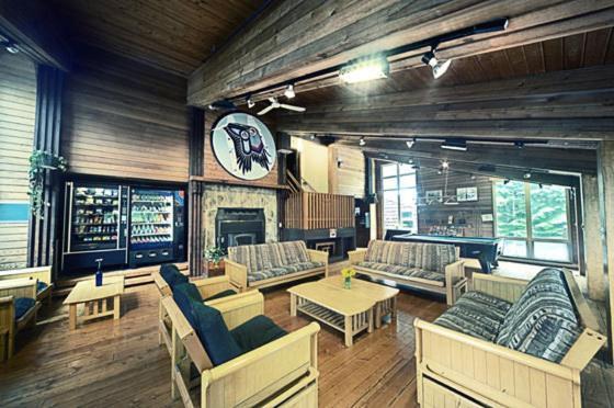 Ubc Whistler Lodge Buitenkant foto